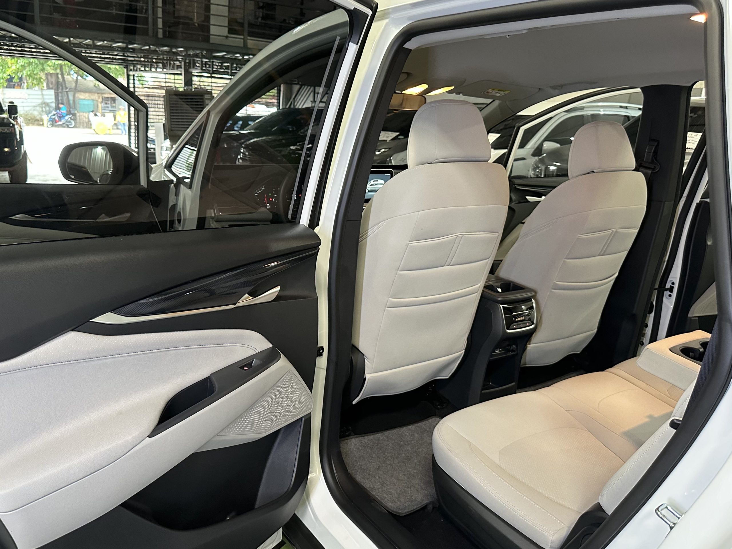 2024 MG G50 Plus Com 1.5T A/T - Image 11