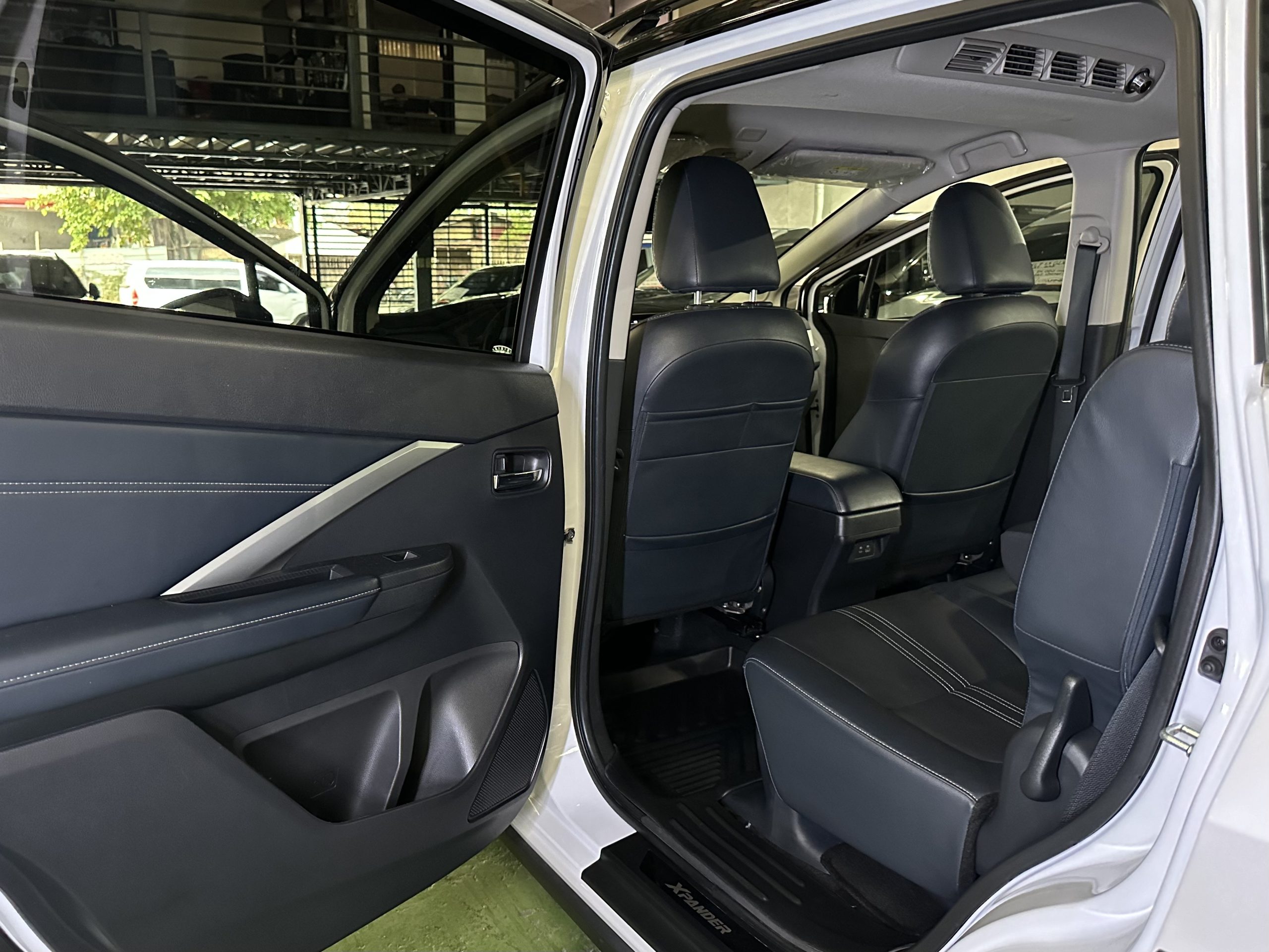 2024 Mitsubishi Xpander Cross A/T 1.5L Gas A/T - Image 14