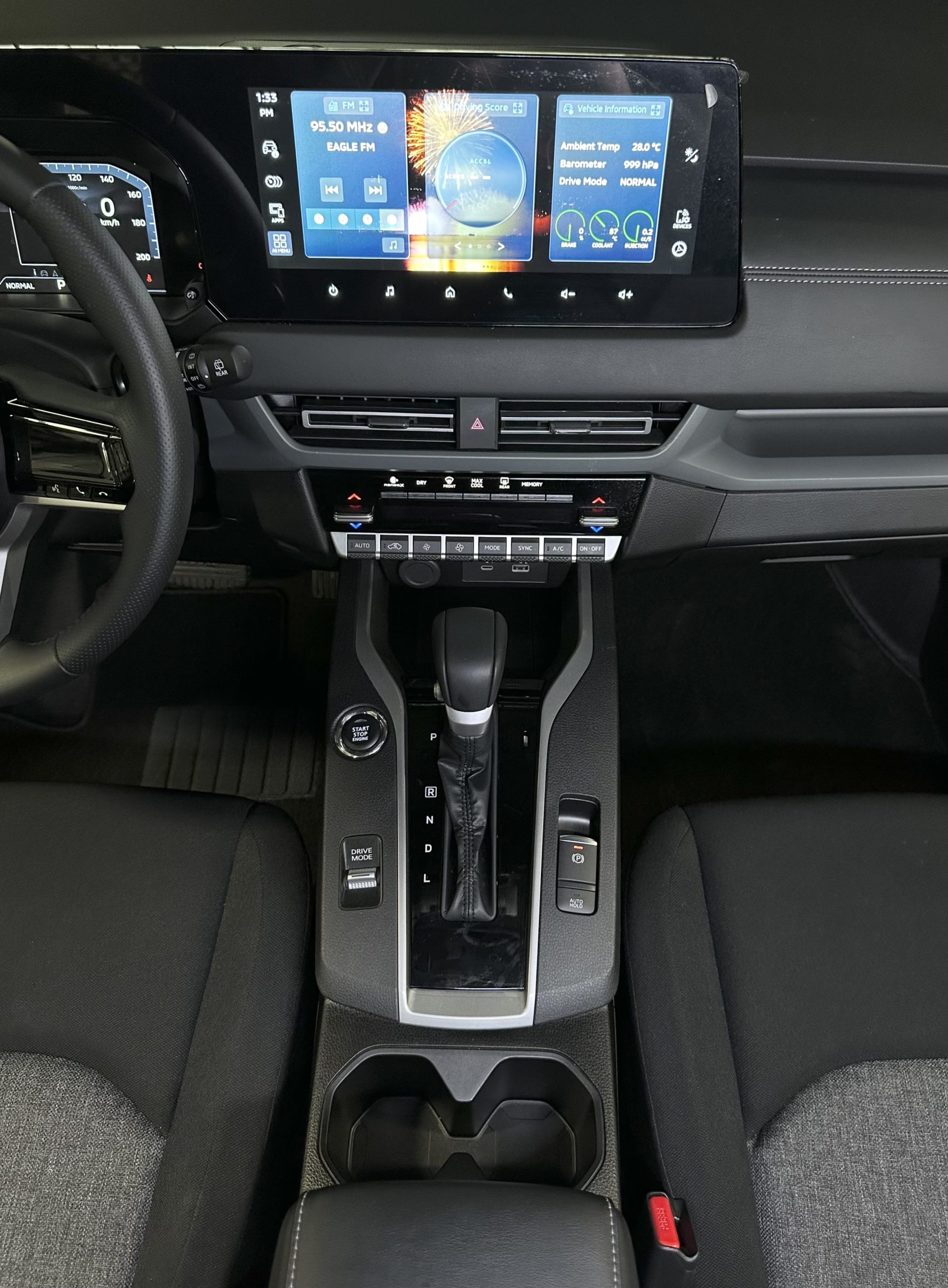 2025 Mitsubishi XForce GLS 1.5G 2WD CVT - Image 17