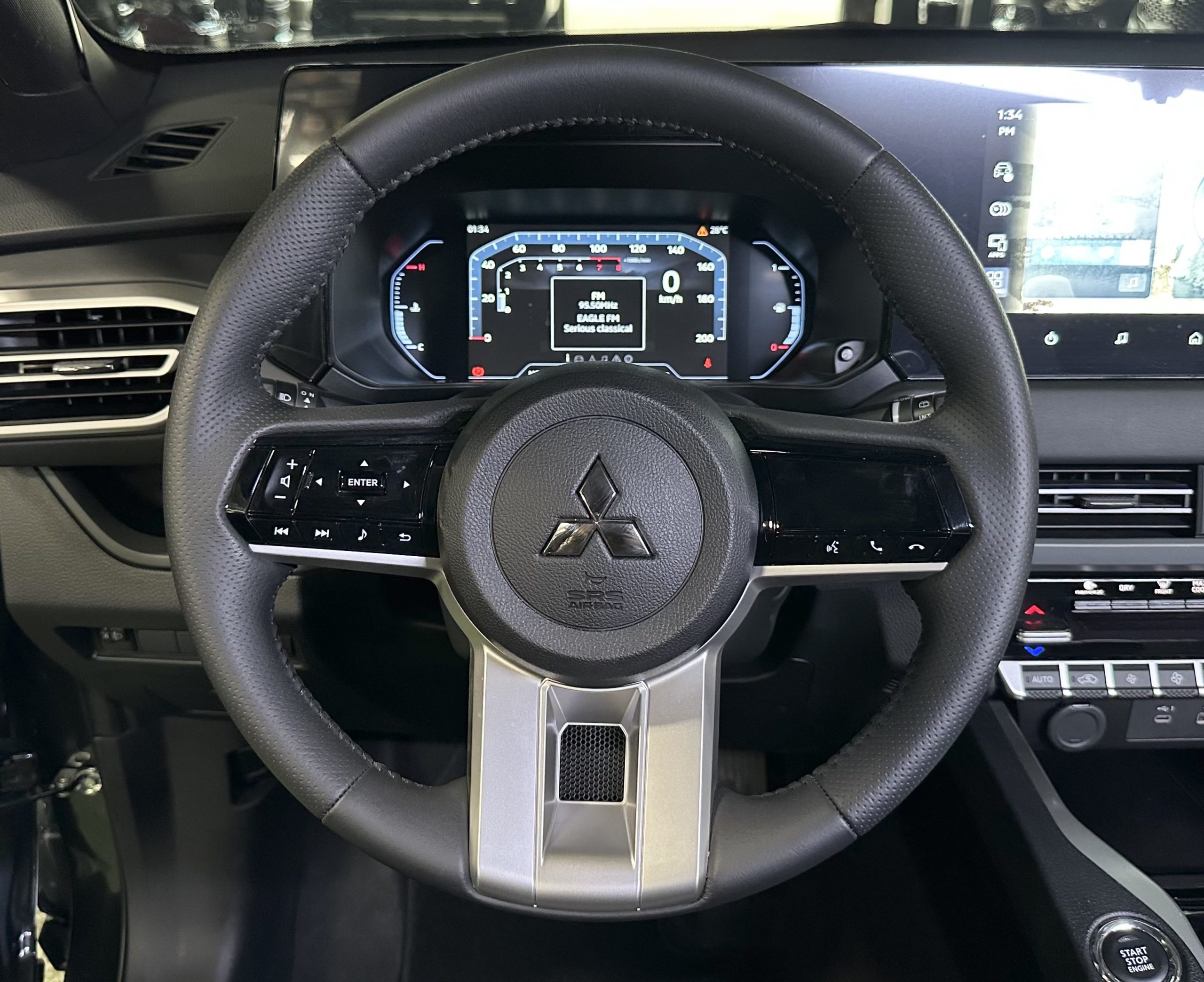 2025 Mitsubishi XForce GLS 1.5G 2WD CVT - Image 18