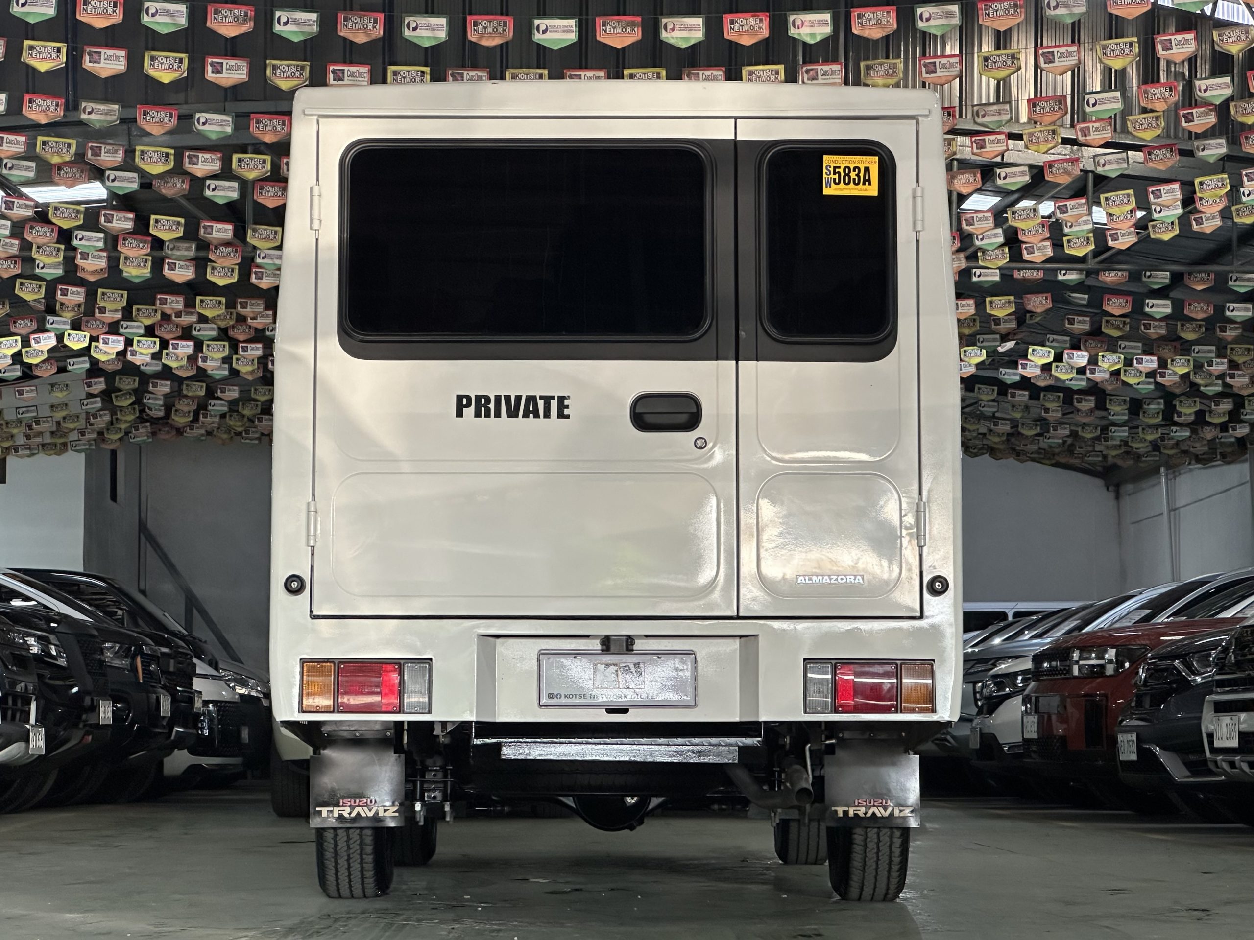 2025 Isuzu Traviz Utility Van 2.5L (Dual Aircon) M/T Diesel - Image 6