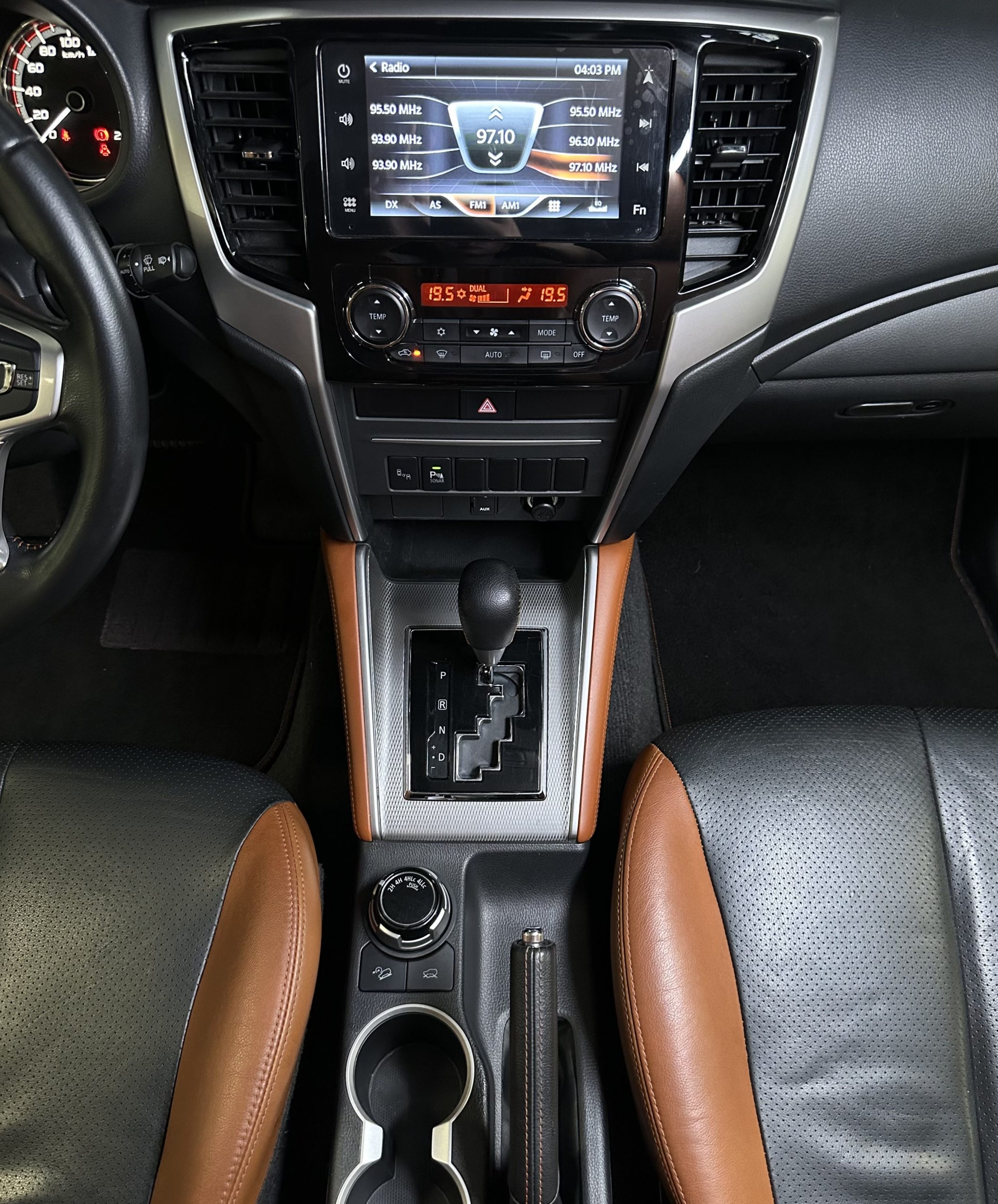 2020 Mitsubishi Strada Athlete 4x4 AT - Image 17