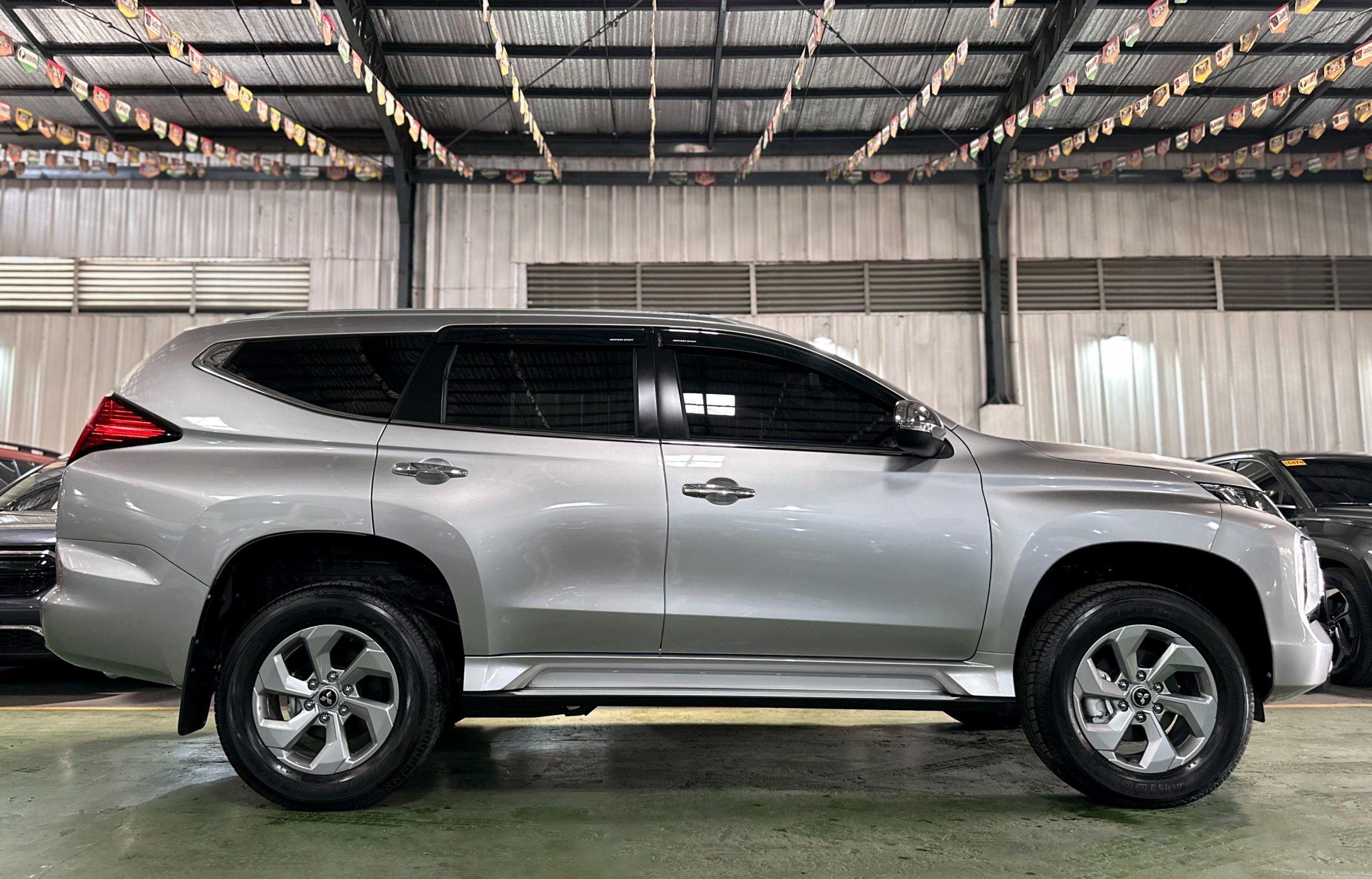 2025 Mitsubishi Montero Sport GLX 2.4L M/T (Face-lifted) - Image 9