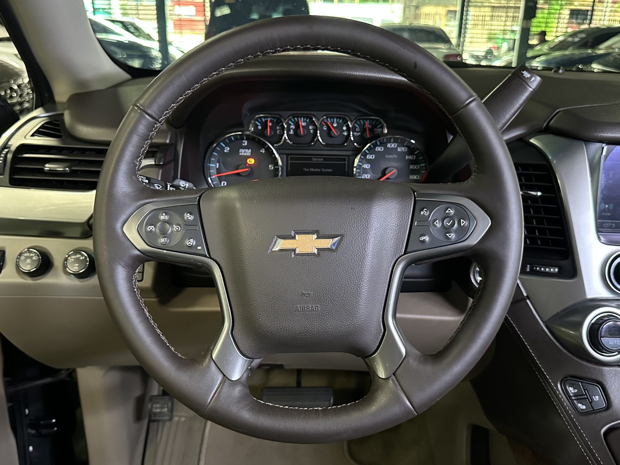 2019 Chevrolet Suburban Premier 5.3L V8 AWD A/T - Image 20